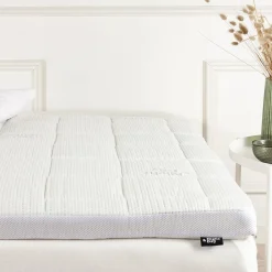 Night & Day Topmadras Cepheus med memory foam Hvid Sale