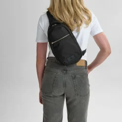 Trekmbg Sling Bag, Recycled>Markberg