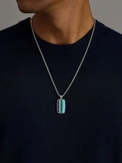 Trinity Pendant Necklace in><noscript><img width=