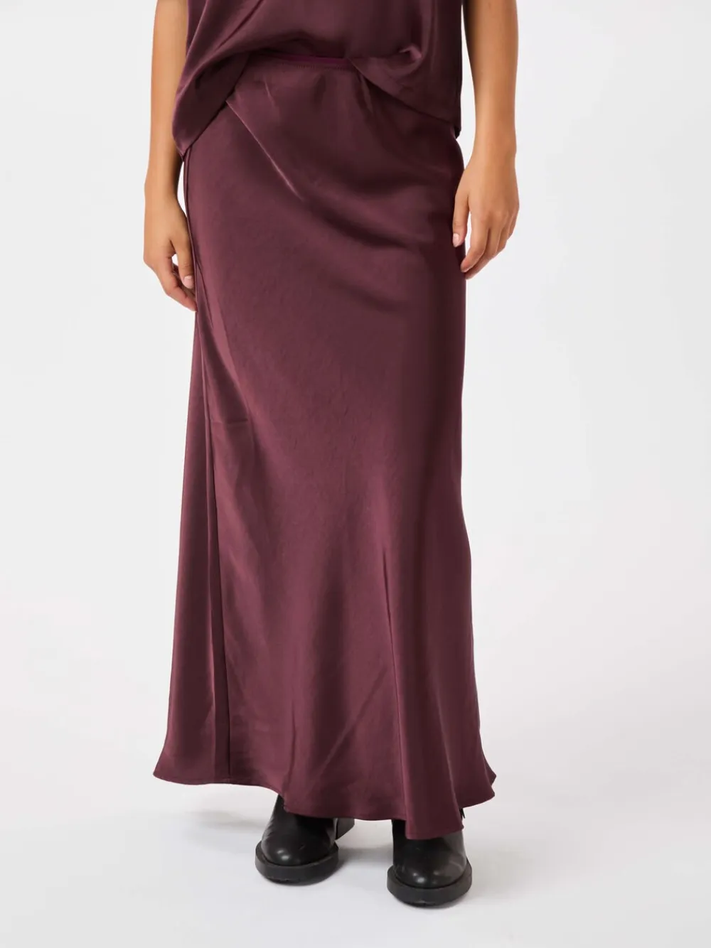 Dame Neo Noir Vicky Heavy Sateen Skirt