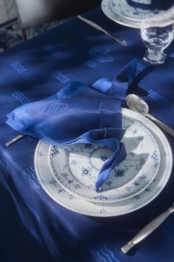 Royal Copenhagen Waves serviet, blå 44X44, 2stk Clearance