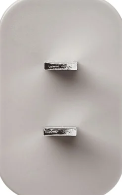 Dame Go Travel Worldwide USB-A & USB-C Charger