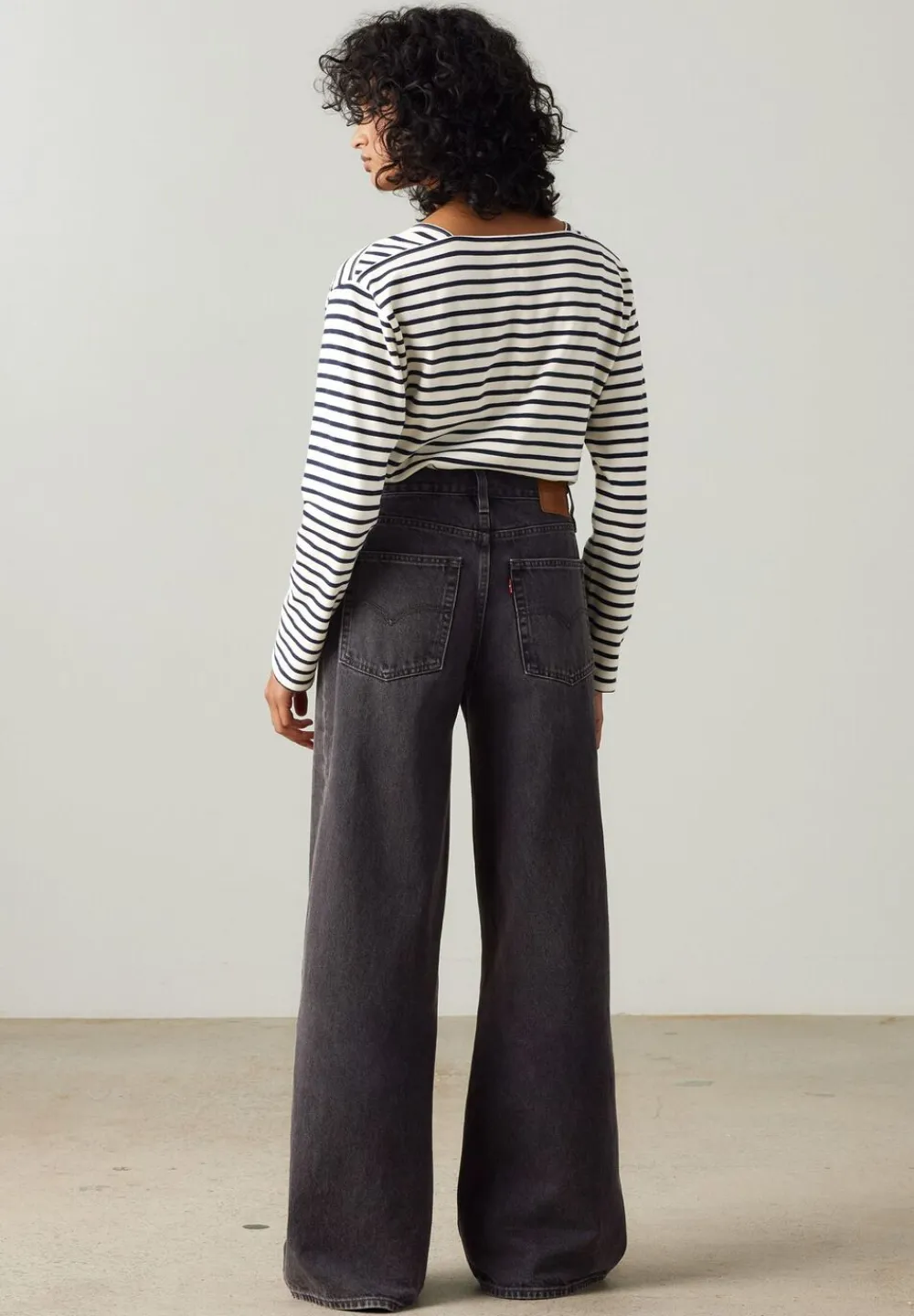 Dame Levi's XL STRAIGHT INFLUENTIAL LADY
