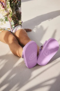 Zola><noscript><img width=