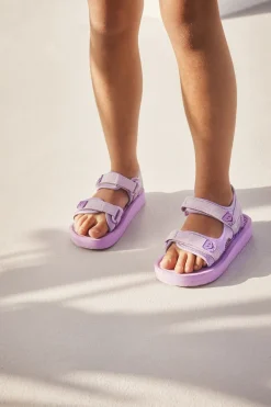 Zola><noscript><img width=